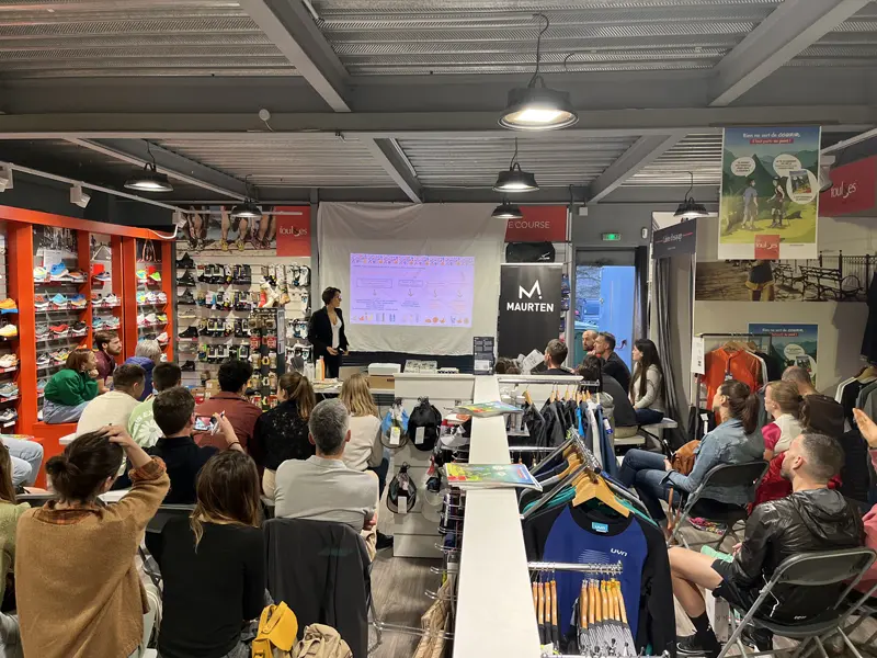 Visuel conférence diététique du sport, Foulées, Adeline Collet docteure en pharmacie et diététicienne nutritionniste à Bordeaux
